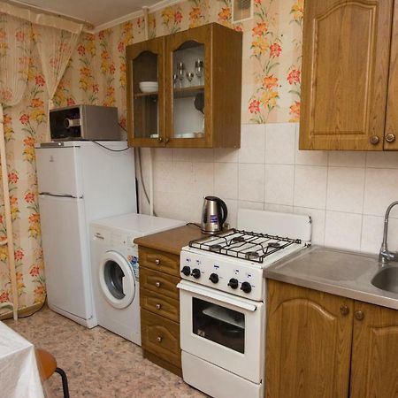 Мода В Доме 03 Apartamento Uralsk Exterior foto