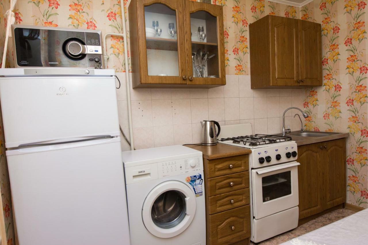 Мода В Доме 03 Apartamento Uralsk Exterior foto